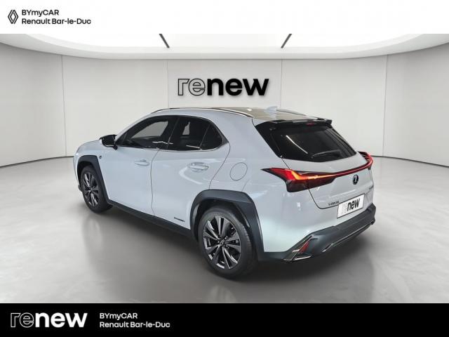 Lexus Ux image 3