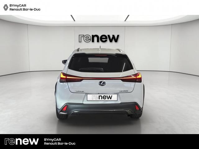 Lexus Ux image 4