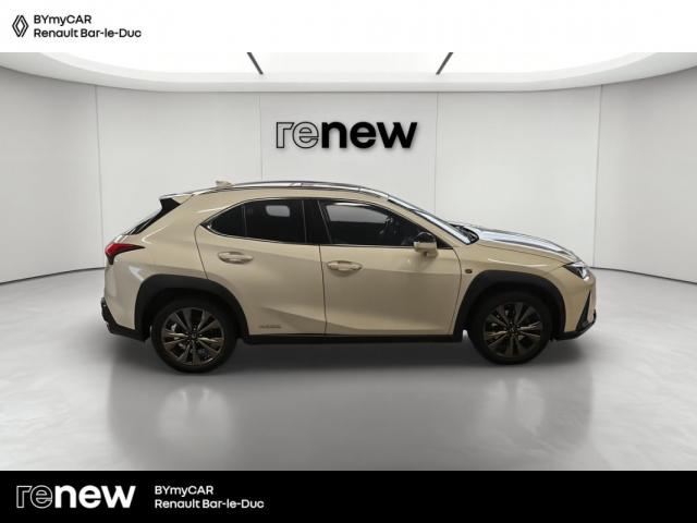 Lexus Ux image 5