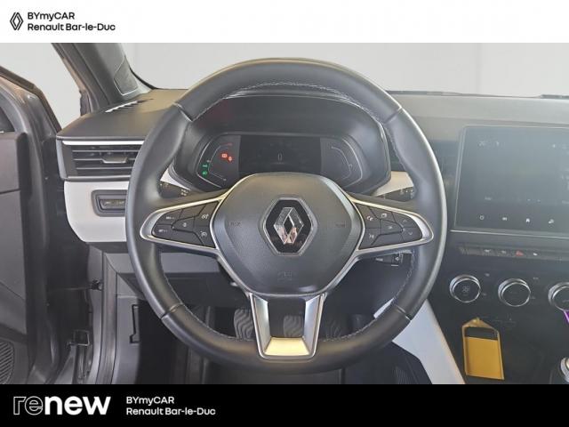 Renault Clio image 2
