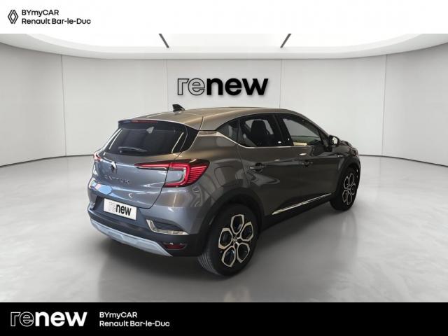 Renault Captur image 2