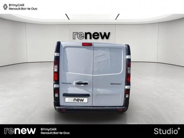 Renault Trafic image 8