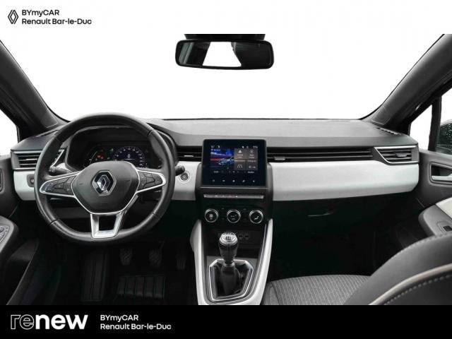 Renault Clio image 1