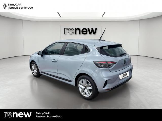 Renault Clio image 8