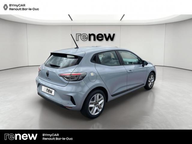 Renault Clio image 9