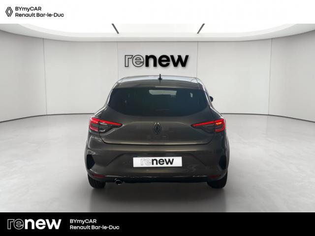 Renault Clio image 8