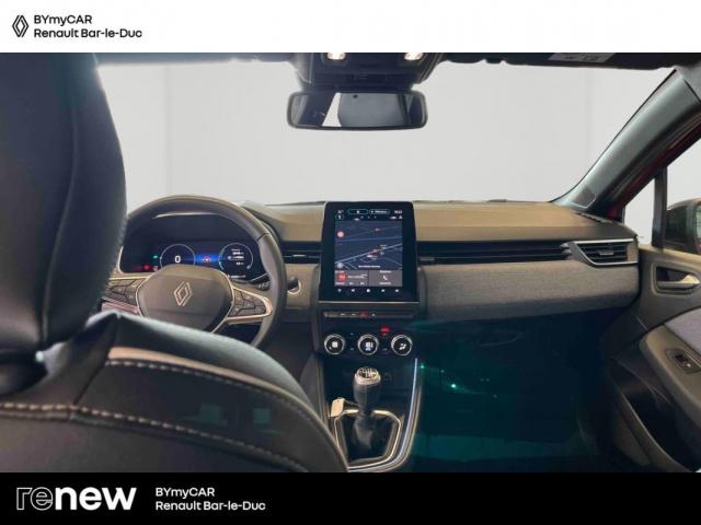 Renault Clio image 9