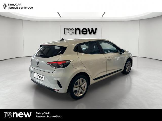 Renault Clio image 2