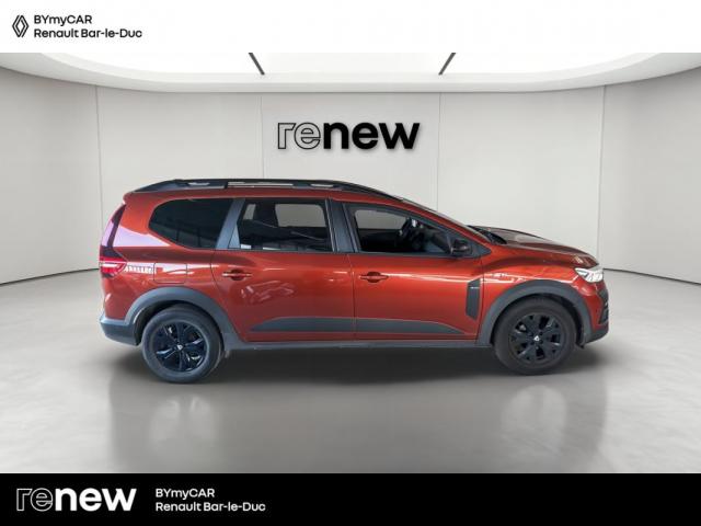 Dacia Jogger image 1