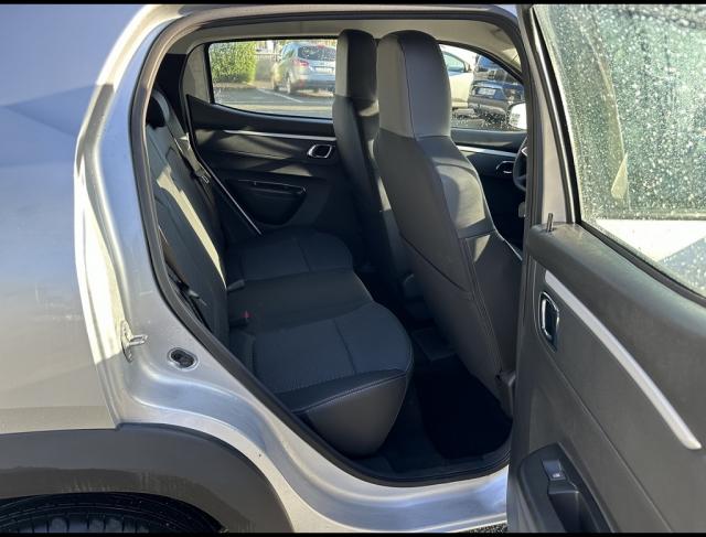 Dacia Spring image 6