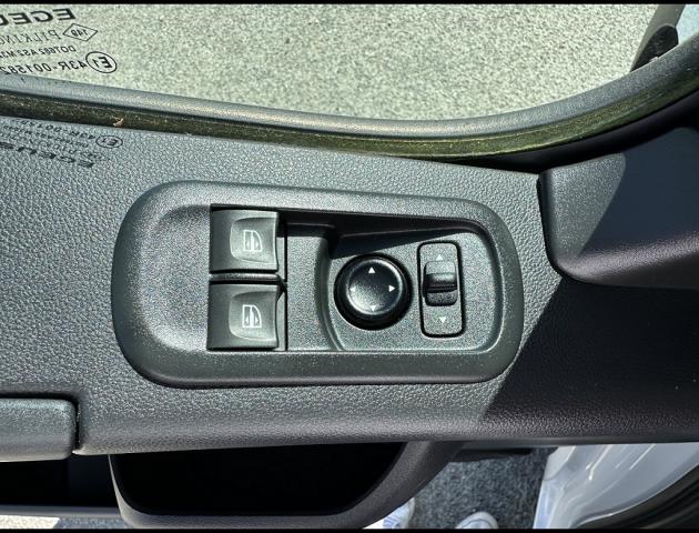Renault Master image 9