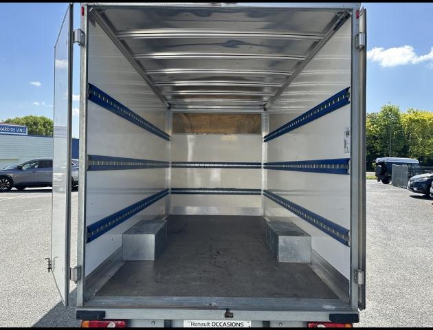 Renault Master image 2