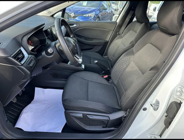 Renault Clio image 6