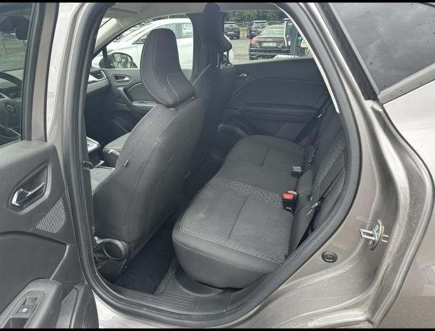 Renault Captur image 8
