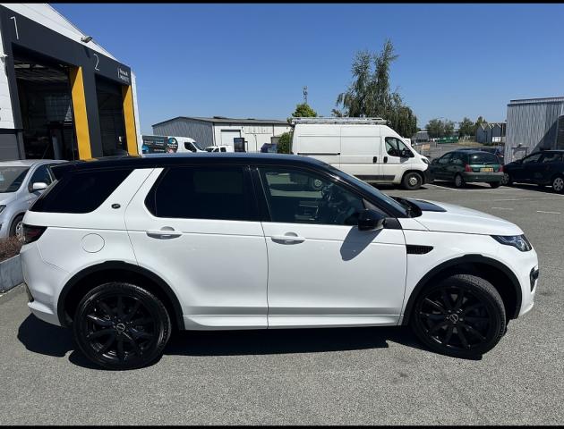 Land Rover Discovery Sport image 8