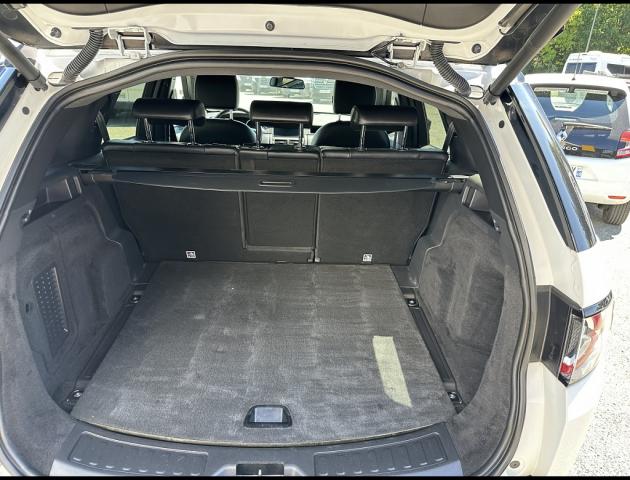 Land Rover Discovery Sport image 1