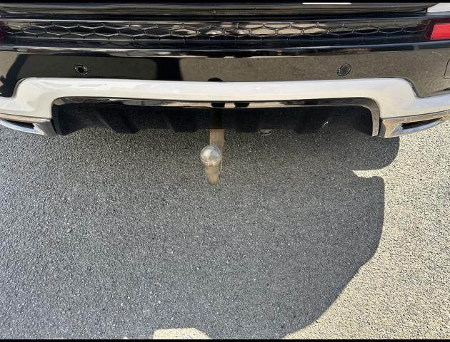 Land Rover Discovery Sport image 2