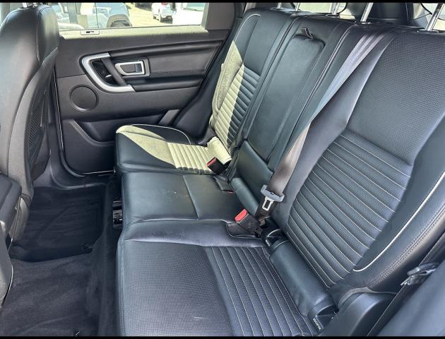 Land Rover Discovery Sport image 5