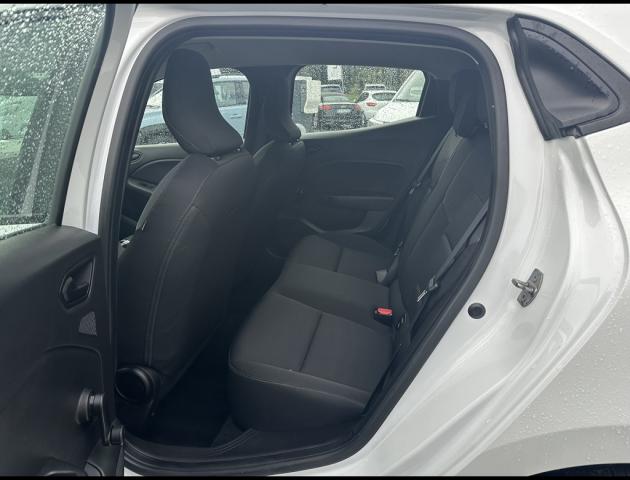 Renault Clio image 9