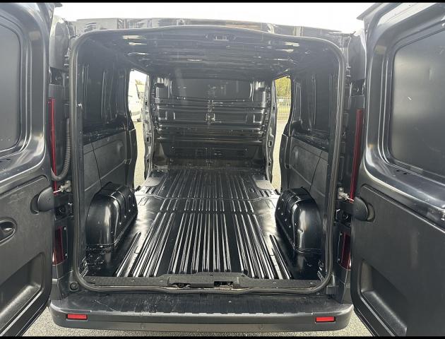 Renault Trafic image 1