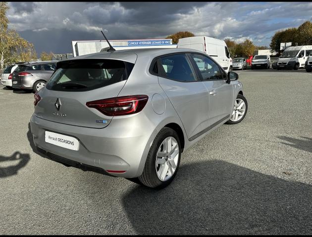 Renault Clio image 8