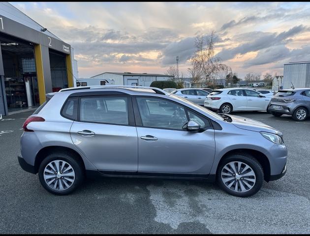 Peugeot 2008 image 3