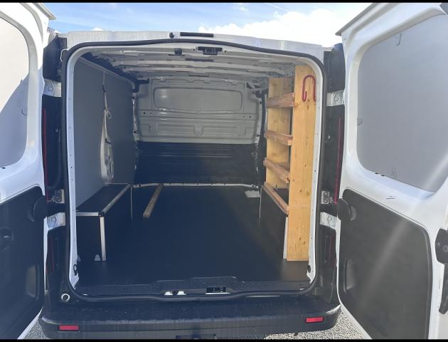 Renault Trafic image 8