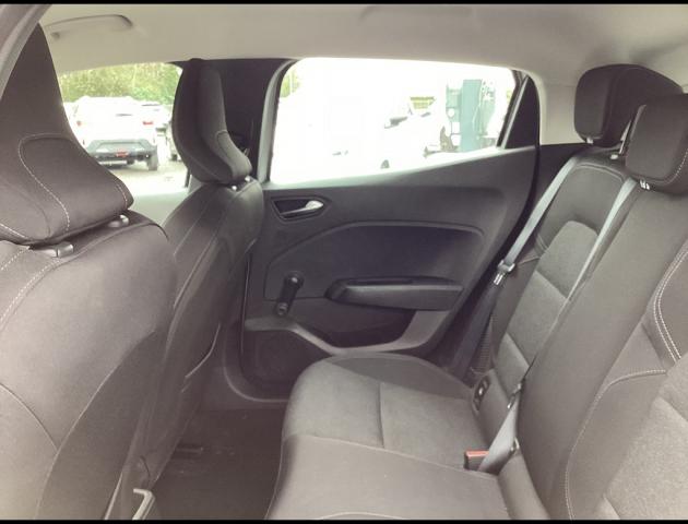 Renault Clio image 6