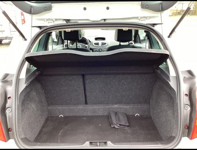 Renault Clio image 2