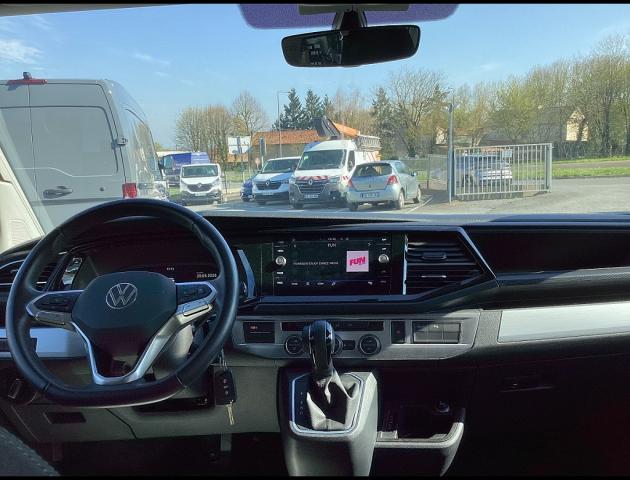 Volkswagen California image 6