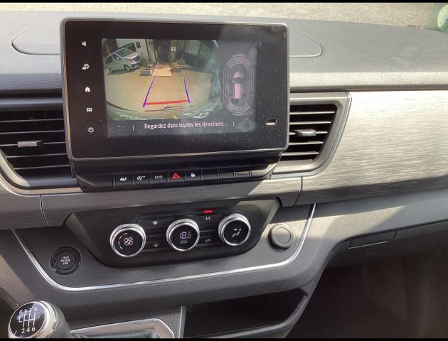 Renault Trafic image 3