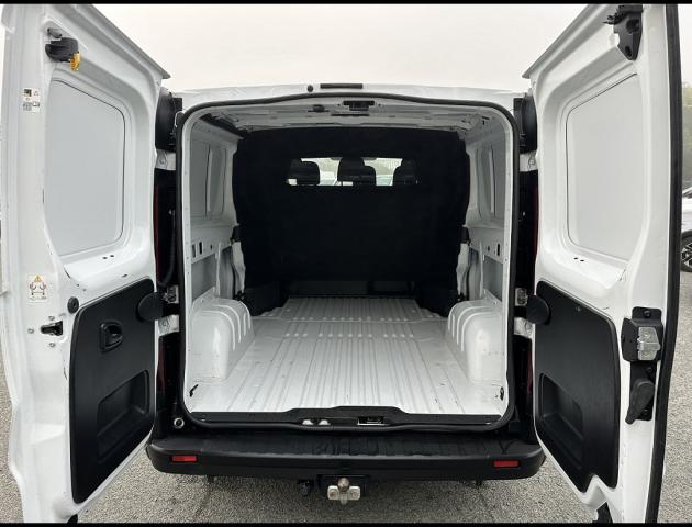 Renault Trafic image 1