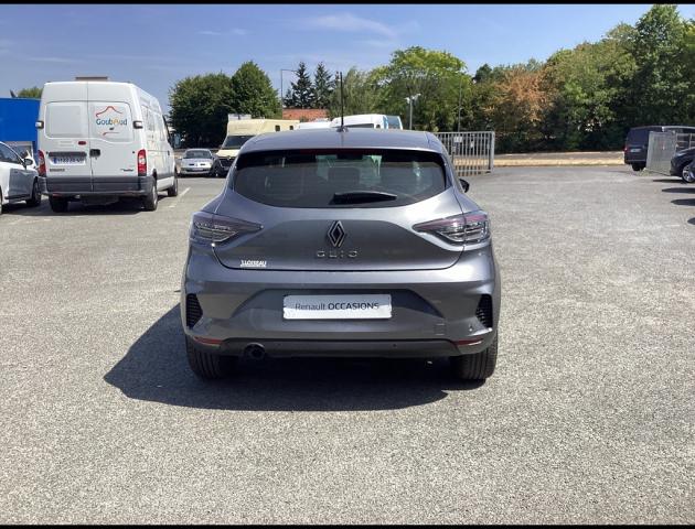 Renault Clio image 2