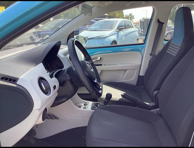 Volkswagen Up! image 6
