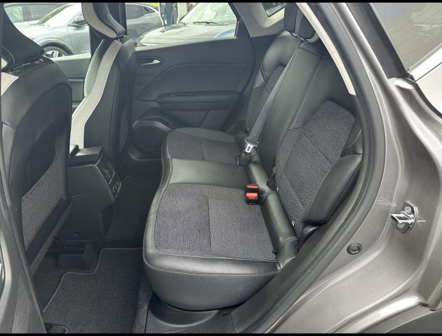 Renault Captur image 8