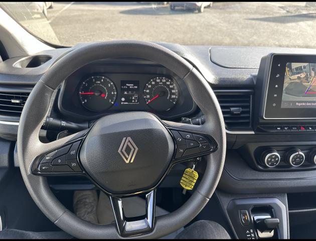 Renault Trafic image 2