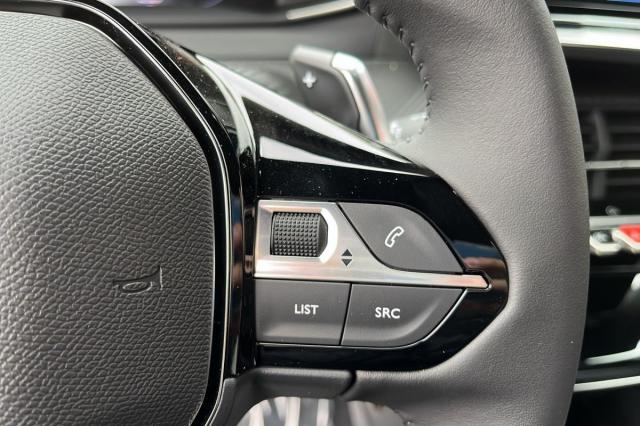 Peugeot 2008 image 5