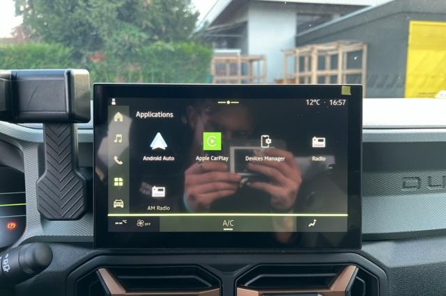 Dacia Duster image 2