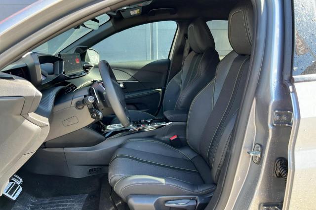 Peugeot 208 image 3