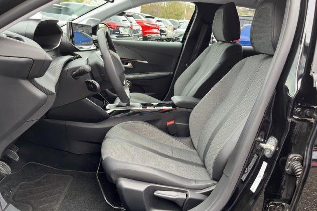 Peugeot 208 image 4