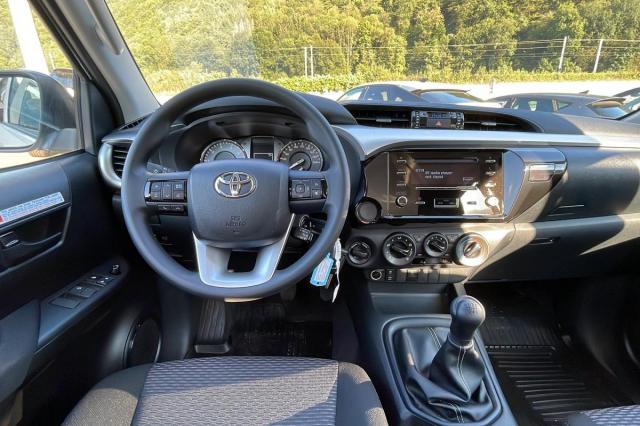 Toyota Hilux image 3