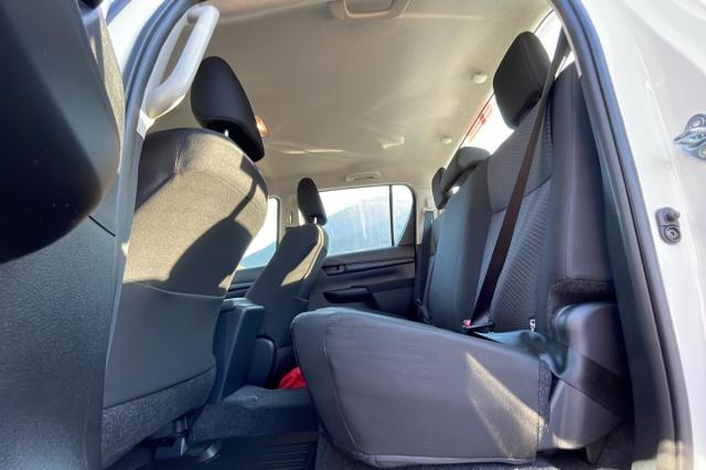 Toyota Hilux image 7