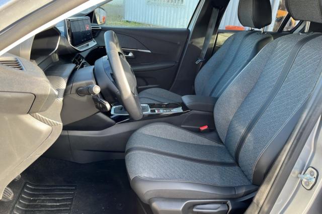 Peugeot 208 image 1