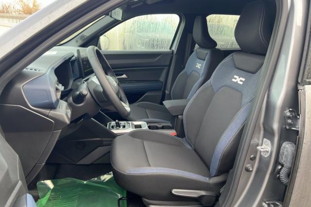 Dacia Duster image 9