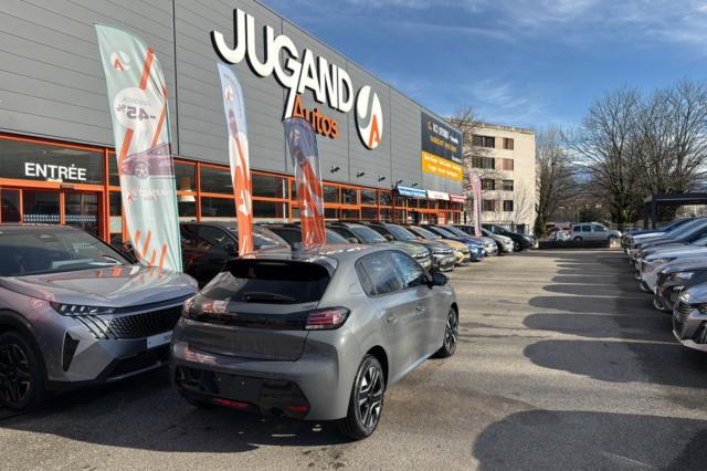 Peugeot 208 image 9