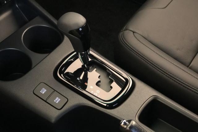 Toyota Hilux image 5