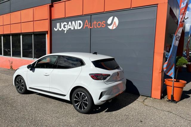 Renault Clio image 6