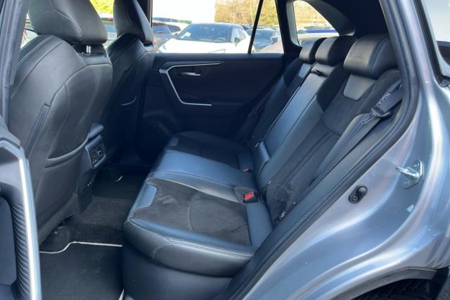 Toyota Rav4 image 4
