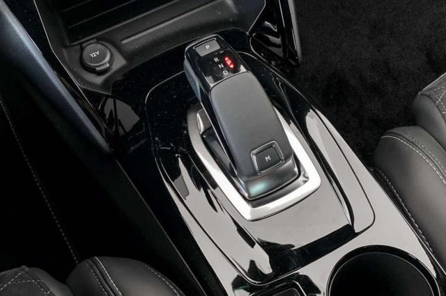 Peugeot 208 image 9
