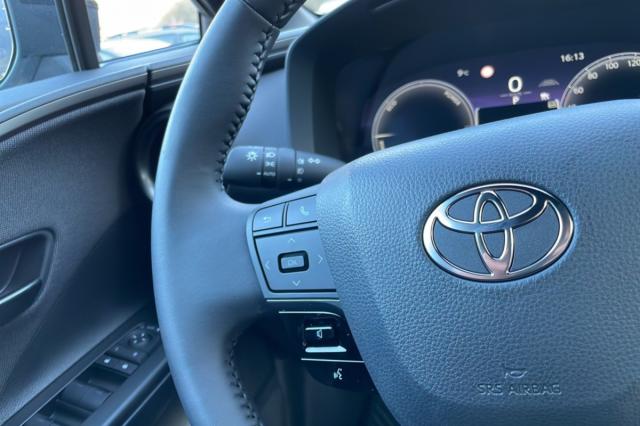 Toyota C-Hr image 4